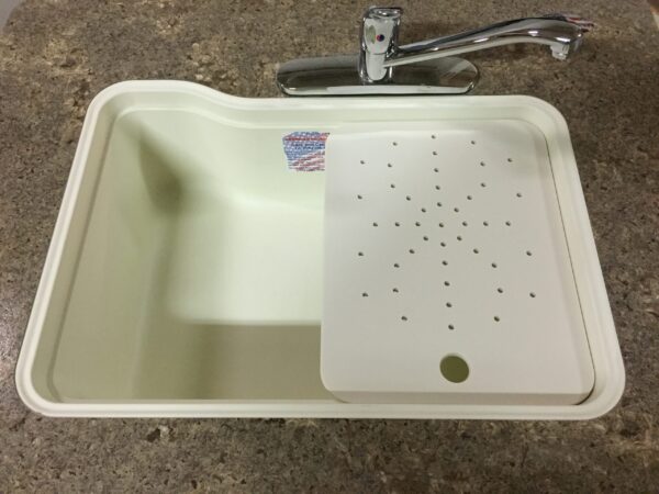 Under-surface cutting board with right or left drain holes – versatile kitchen accessory