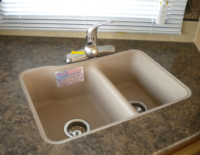 Laminate RV countertop for motorhome kitchen upgrade