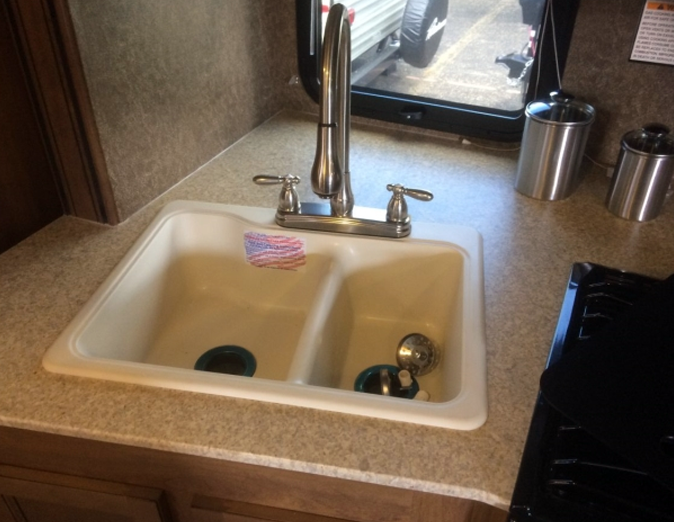 Laminate RV countertop for motorhome kitchen upgrade